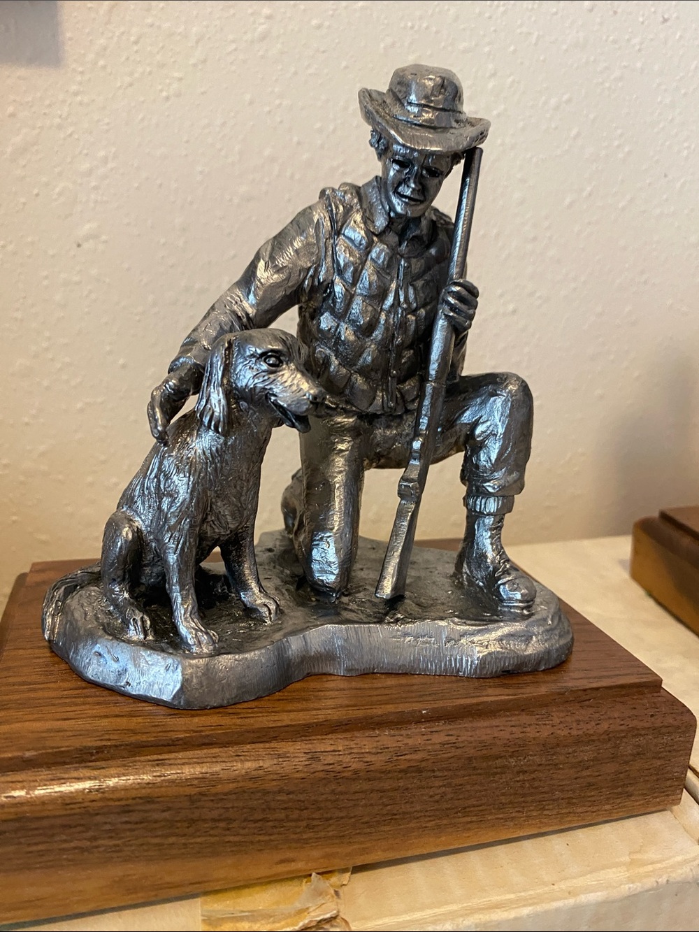 Pewter M.A Ricker Dog & Hunter Sculpture 1985 Signed Ltd Rifle Dog Mounted